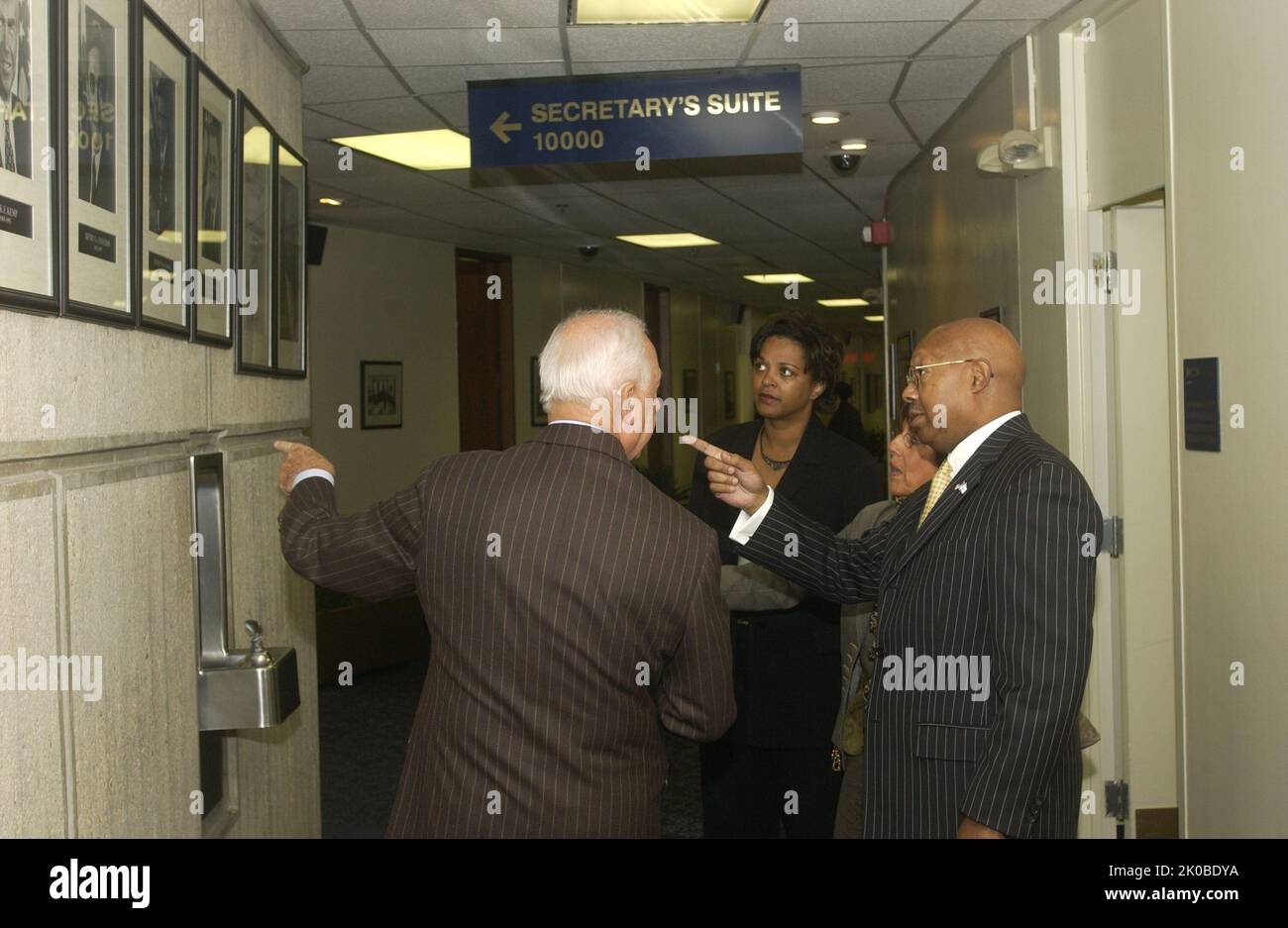 Secretary Alphonso Jackson with Anthony and Mary Anne Sansone