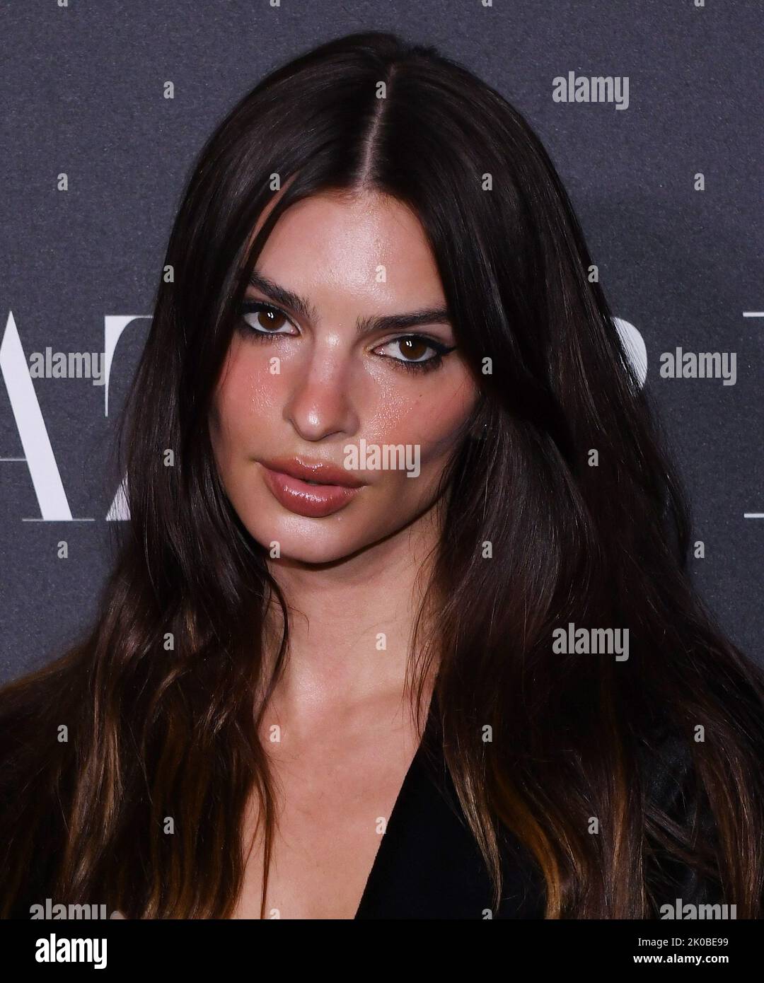 Emily Ratajkowski attends 2022 Harper's Bazaar ICONS & Bloomingdale's