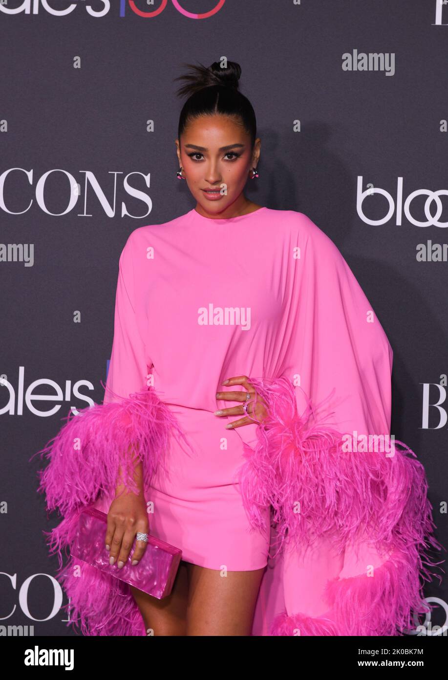 Shay Mitchell attends 2022 Harper's Bazaar ICONS & Bloomingdale's 150th