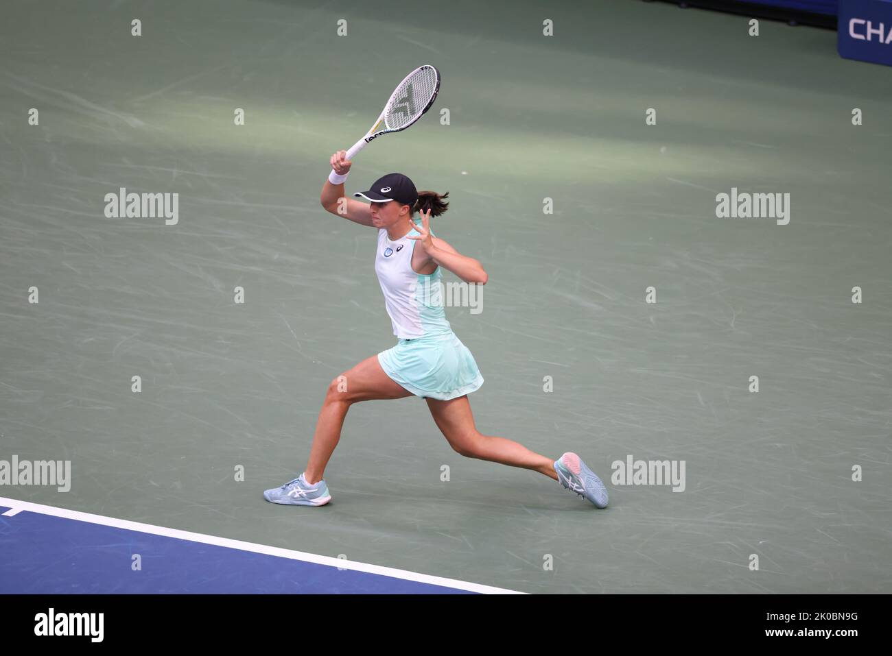 New York, USA. 10th Sep, 2022. NEW YORK, NY - September 10: Iga Swiatek of Poland during women's final against Ons Jabeur of Tunisia at USTA Billie Jean King National Tennis Center on September 10, 2022 in New York City. ( Credit: Adam Stoltman/Alamy Live News Credit: Adam Stoltman/Alamy Live News Stock Photo