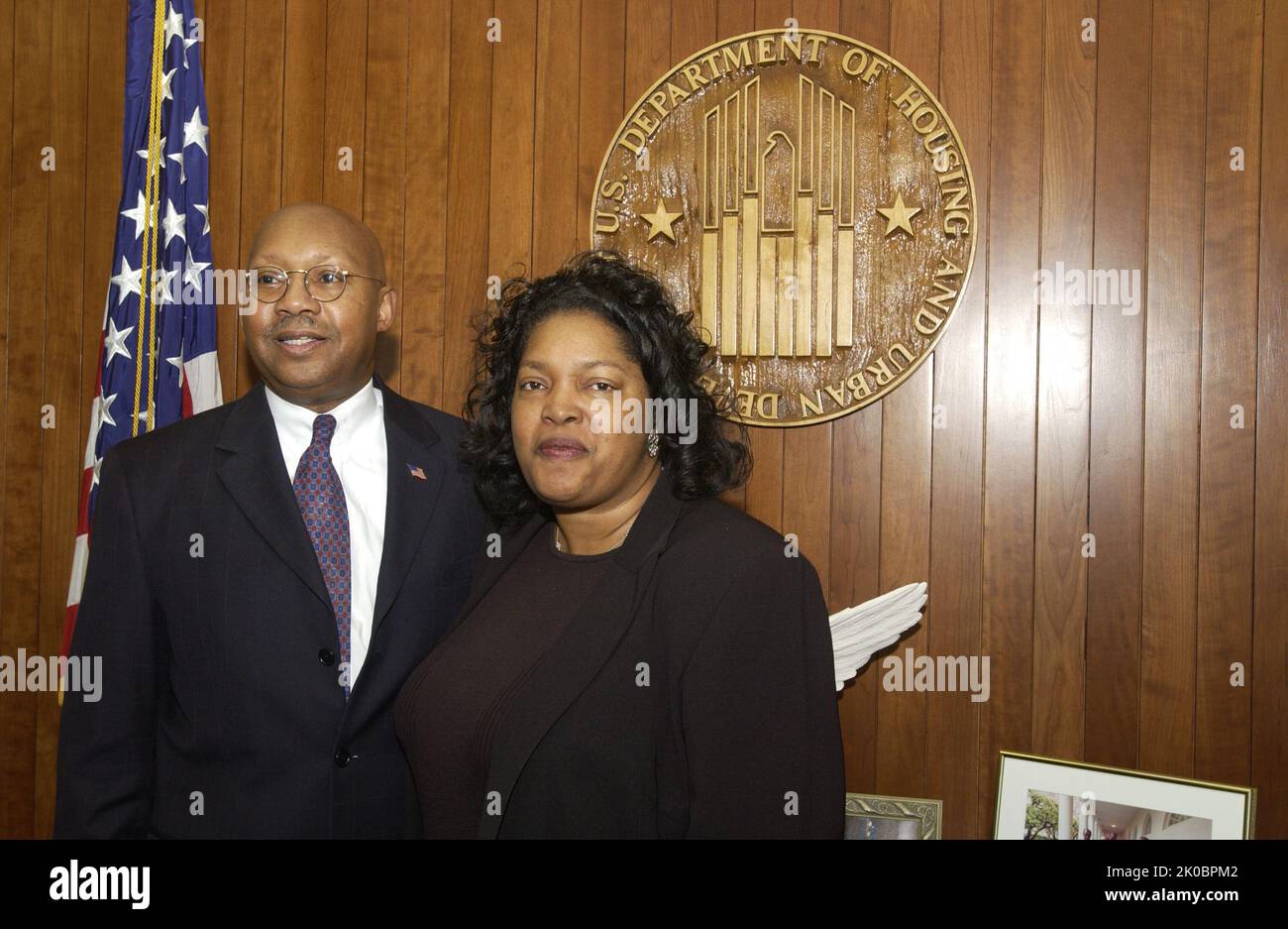 Secretary Alphonso Jackson With National Black Caucus Leaders Secretary Alphonso Jackson With 6855