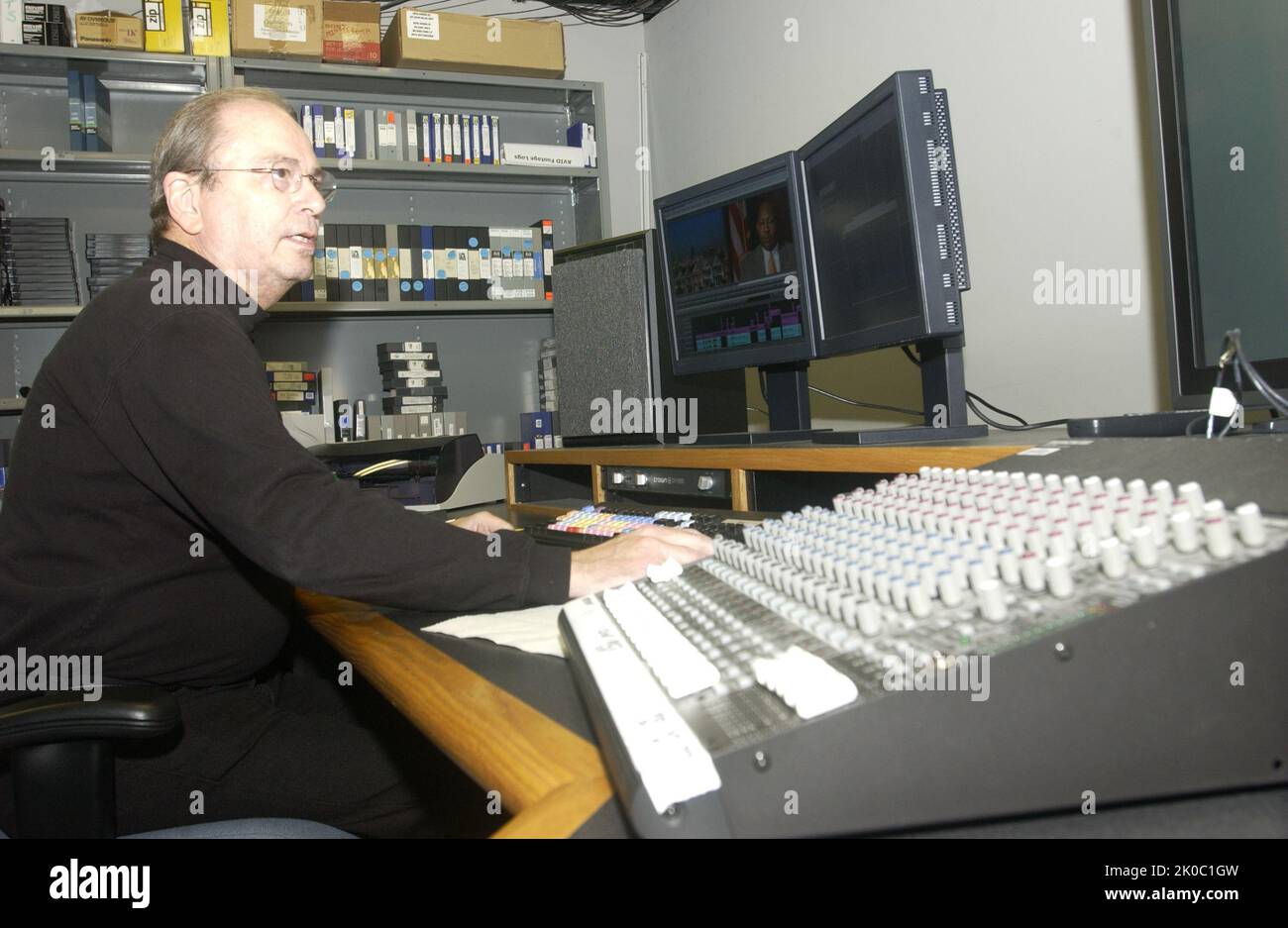 Kb Multimedia Service Multimedia Services Staff in Action. Multimedia Services Staff in ...