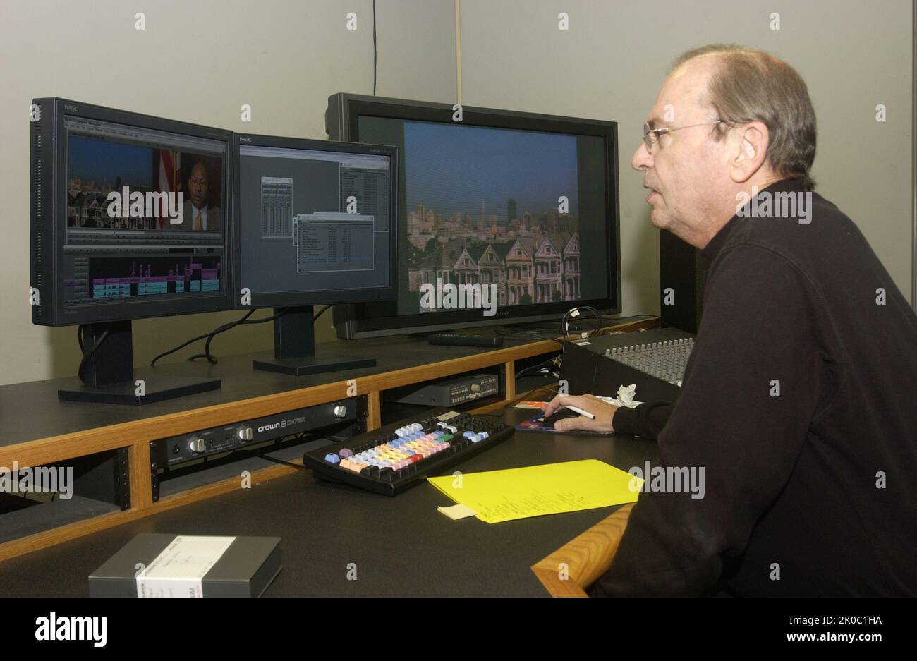 Kb Multimedia Service Multimedia Services Staff in Action. Multimedia Services Staff in ...