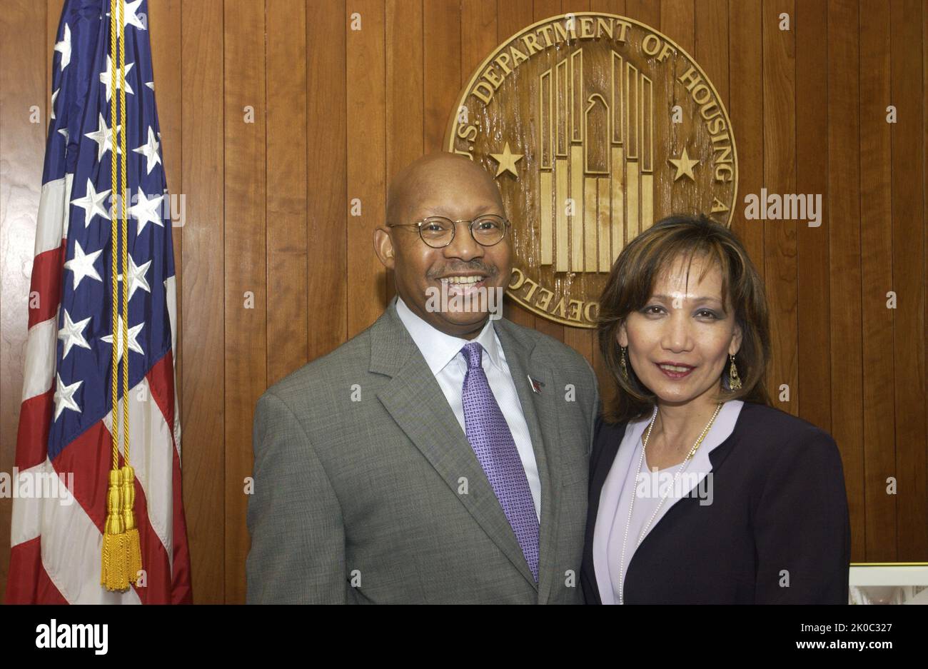 Secretary Alphonso Jackson with Bella Wood. Secretary Alphonso Jackson