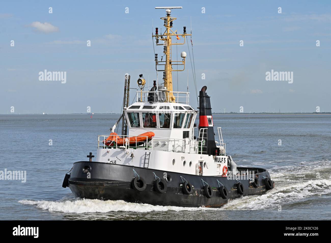 Tug WULF 5 operating in Cuxhaven Stock Photo