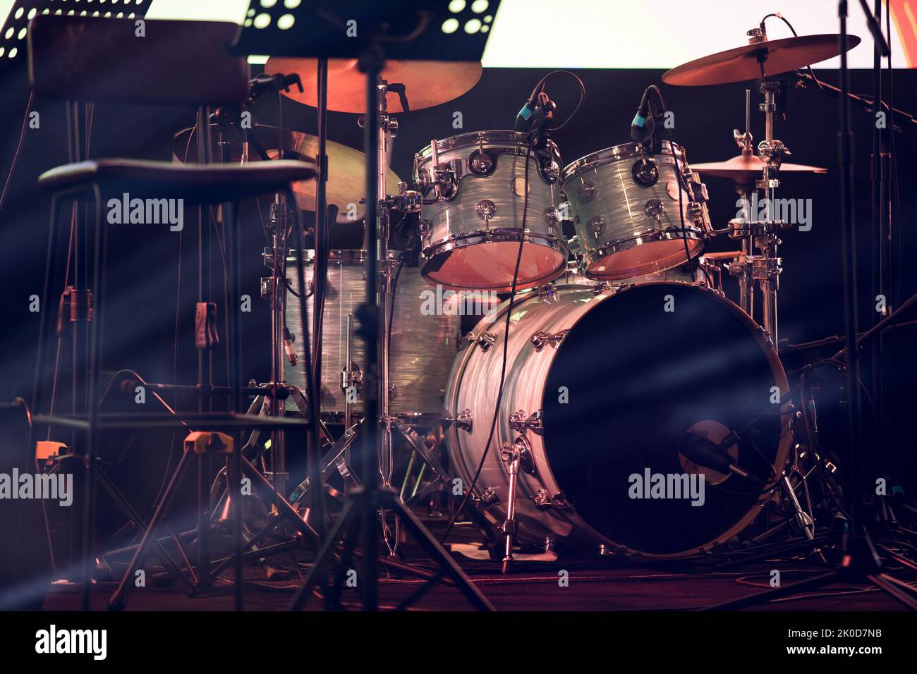 Drum kit on stage Stock Photo - Alamy