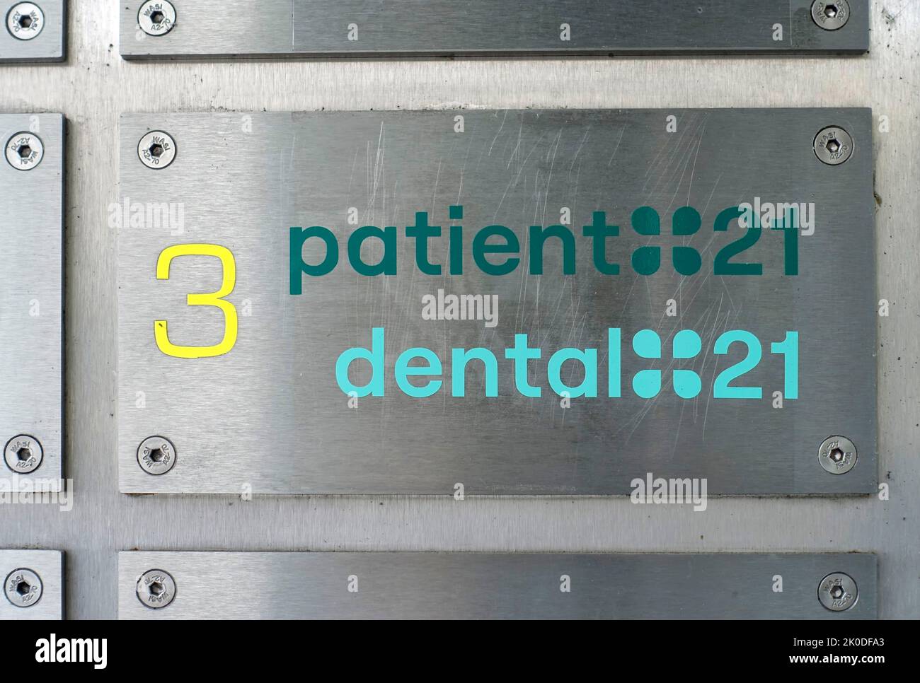Sign Patient 21, dental 21, Berlin, Germany Stock Photo