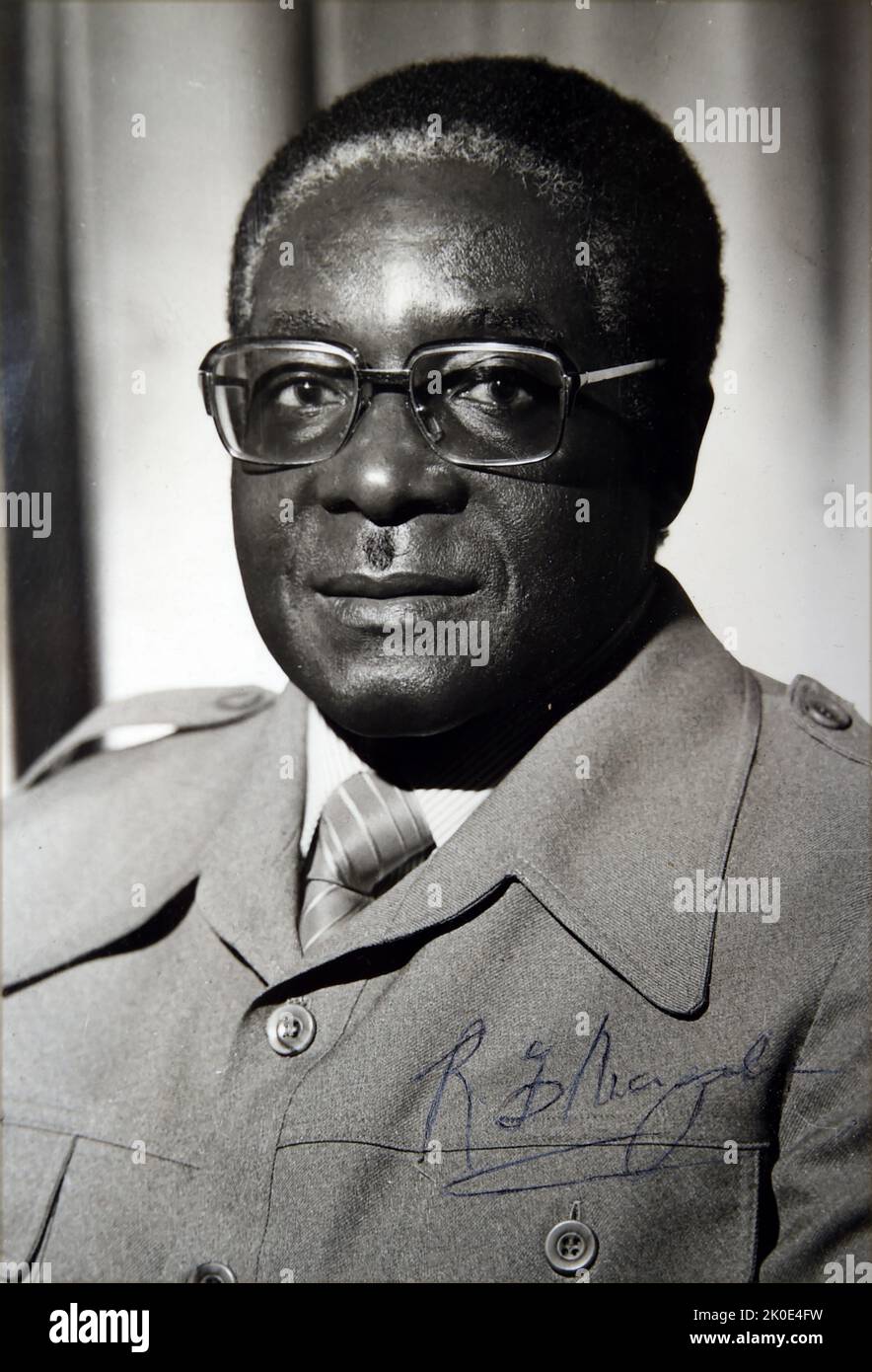 Signed photographs of Robert Mugabe (1924 - 2019) Zimbabwean revolutionary and politician who served as Prime Minister of Zimbabwe from 1980 to 1987 and then as President from 1987 to 2017. Stock Photo