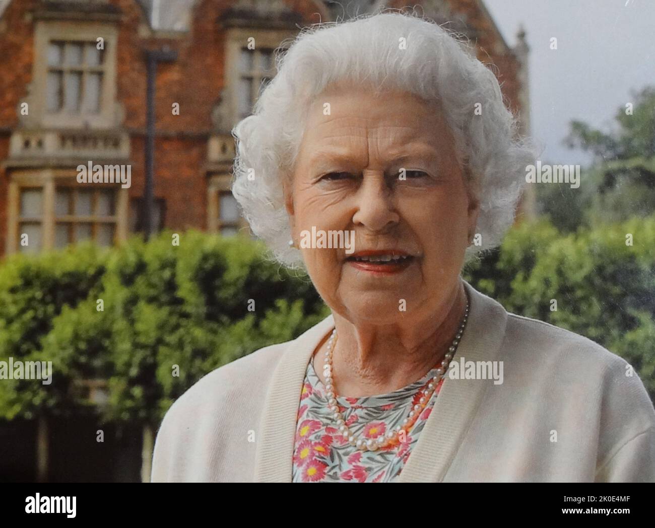 Queen Elizabeth II at Sandringham Stock Photo Alamy