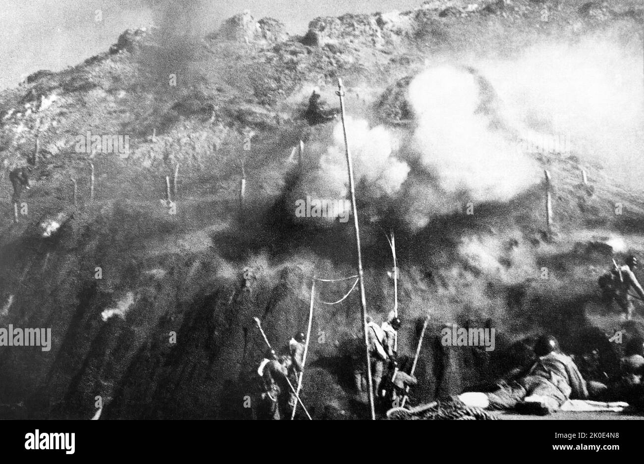 January 18, 1949, a unit of the People's Liberation Army on the front line of Zhejiang, with the close cooperation of the navy and air force, crossed the sea to fight, liberating the entrenched Chiang Kai-shek army. Jiangshan Island. Stock Photo