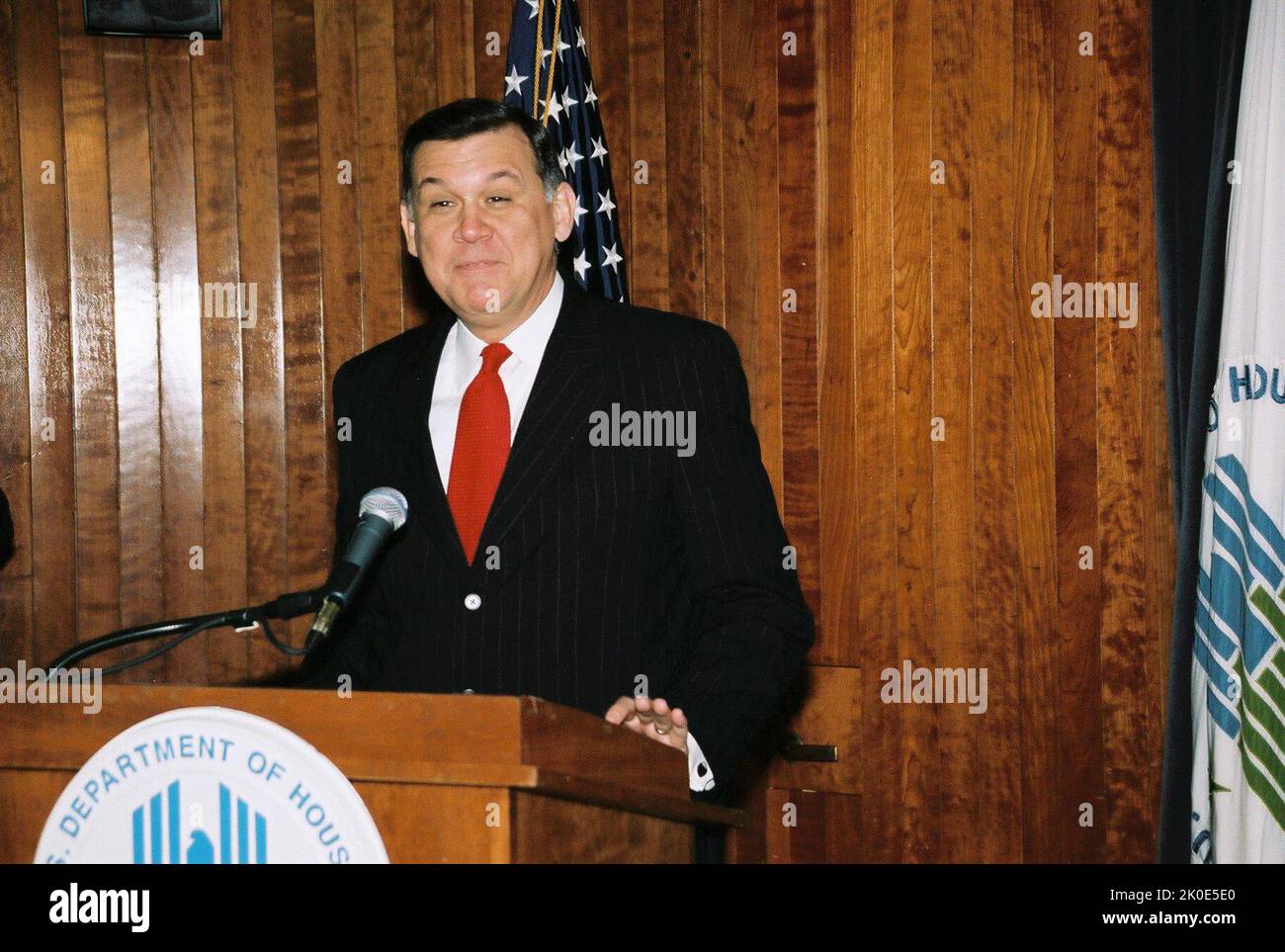 Secretary Mel Martinez WalkThrough of HUD Offices. Secretary Mel