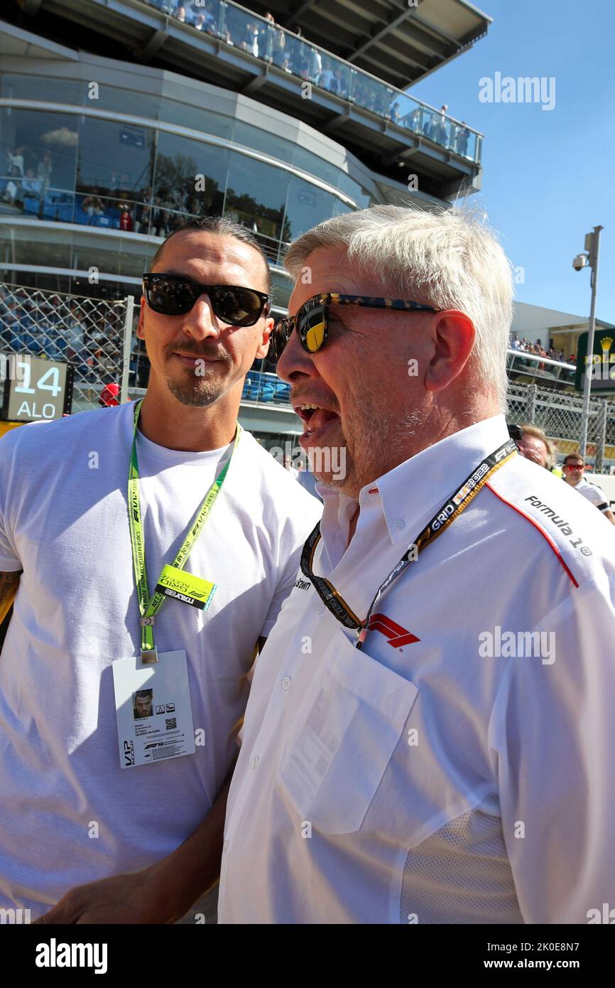 Monza, Italy. 11th Sep, 2022. (L to R): Zlatan Ibrahimovic (SWE) Football Player with Ross Brawn (GBR) Managing Director, Motor Sports on the grid. Italian Grand Prix, Sunday 11th September 2022. Monza Italy. Credit: James Moy/Alamy Live News Stock Photo