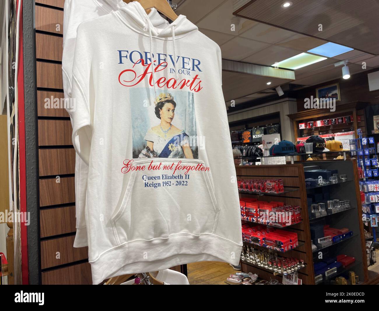 Royal merchandise in the Cool Britannia souvenir shop near Buckingham Palace. Picture date: Sunday September 11, 2022. Stock Photo