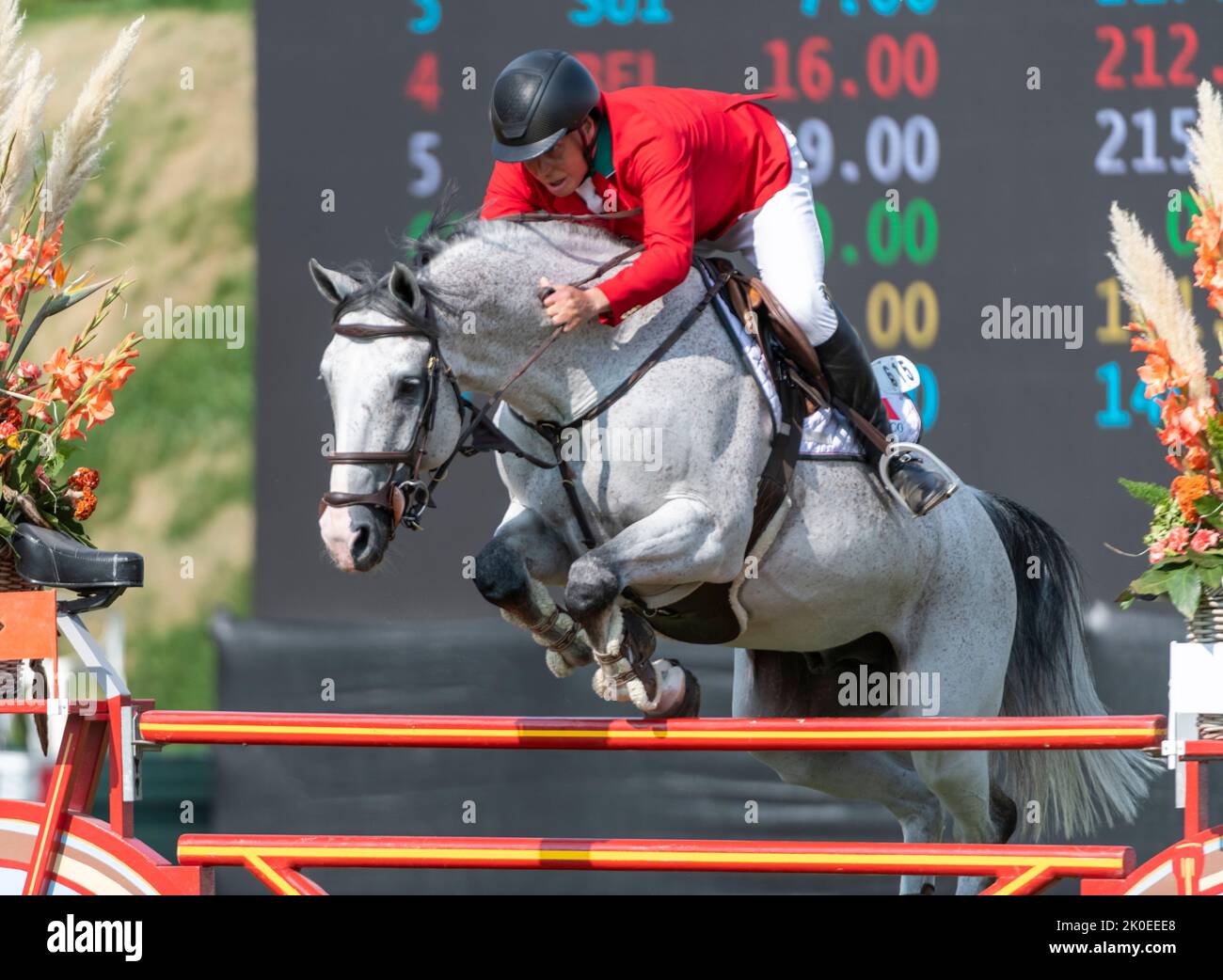 Spruce meadows 2022 nations cup hi-res stock photography and images - Alamy