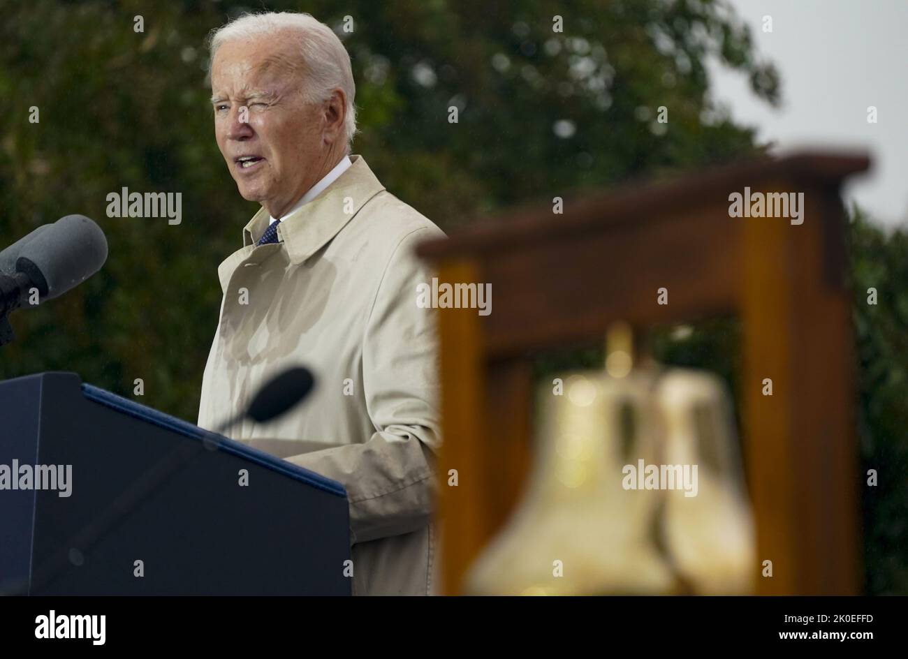 Arlington, United States. 11th Sep, 2022. President Joe Biden delivers remarks to honor and remember the victims of the September 11th terror attack at the Pentagon in Arlington, VA on Sunday, September 11, 2022. On September 11, 2001, 125 military personnel and civilians were killed in the Pentagon, along with all 64 people aboard American Airlines flight 77. Photo by Leigh Vogel/UPI Credit: UPI/Alamy Live News Stock Photo