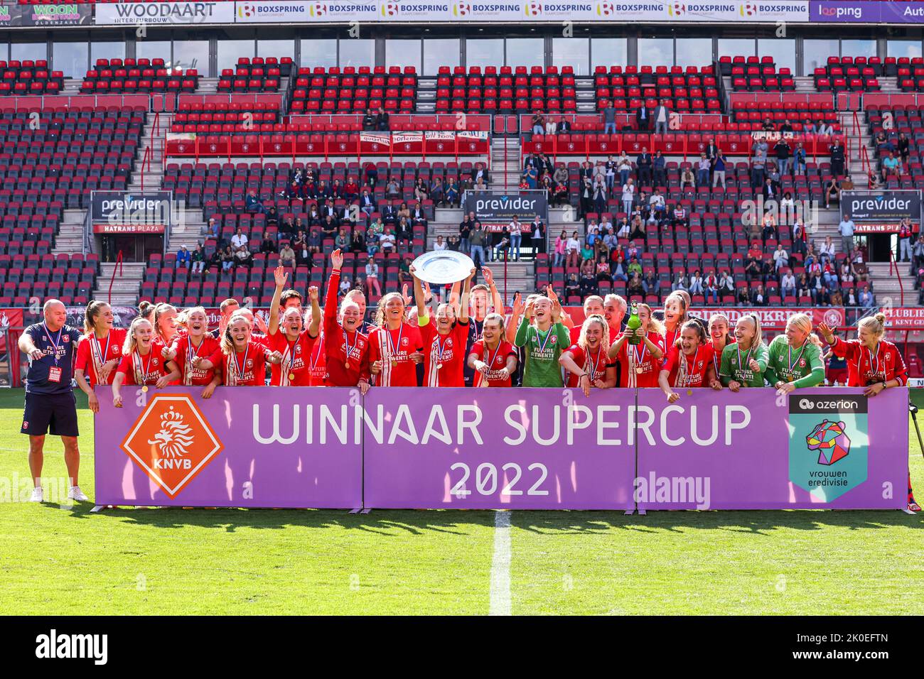 Suzanne giessen hires stock photography and images Alamy