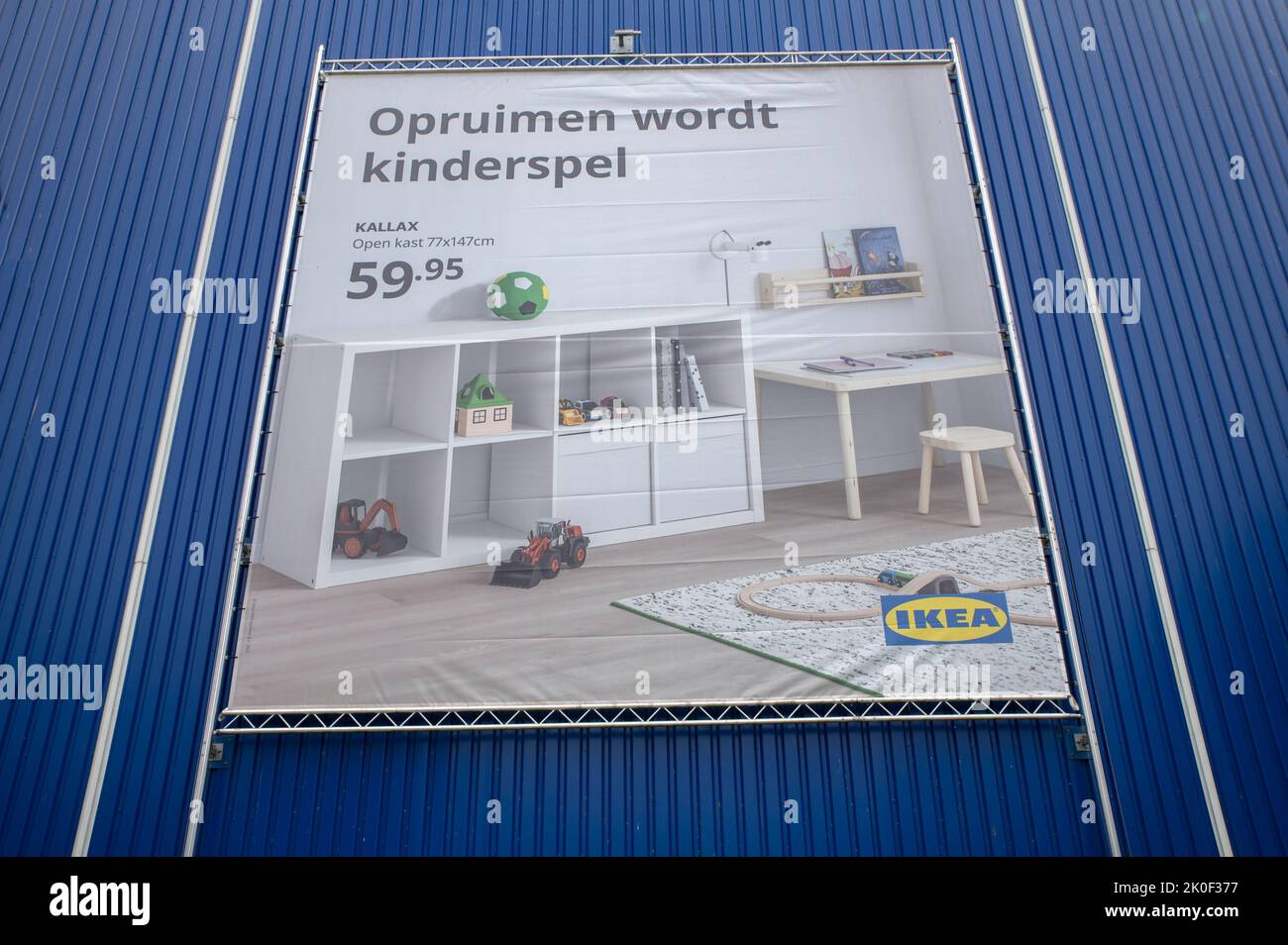 bagage dodelijk Bridge pier Ikea advertising hi-res stock photography and images - Page 2 - Alamy