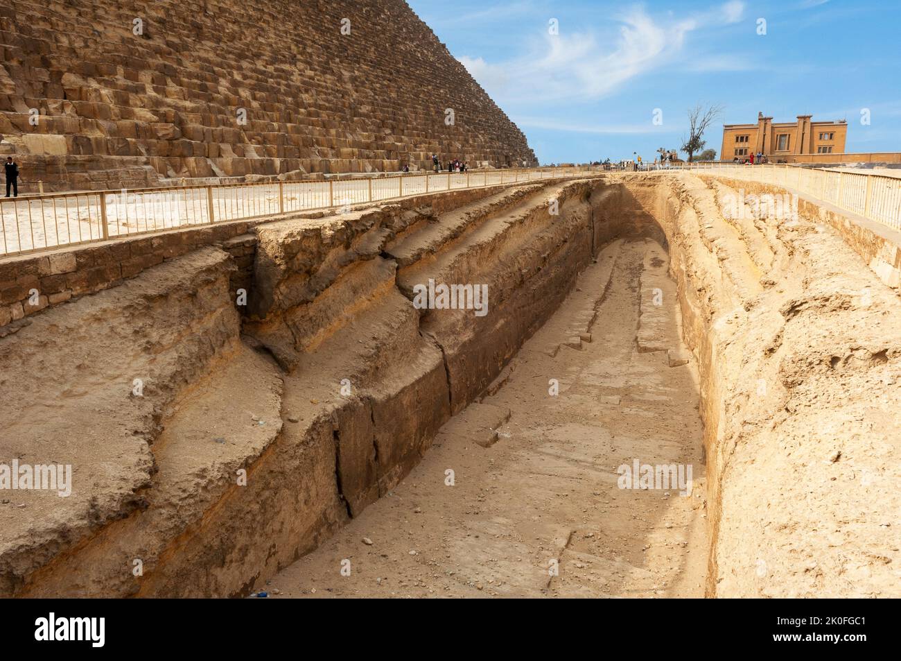 A boat pit that sits at the base of the Great Pyramid of the Pharoah Khufua, Giza Pyramid complex, Giza, Cairo, Egypt Stock Photo