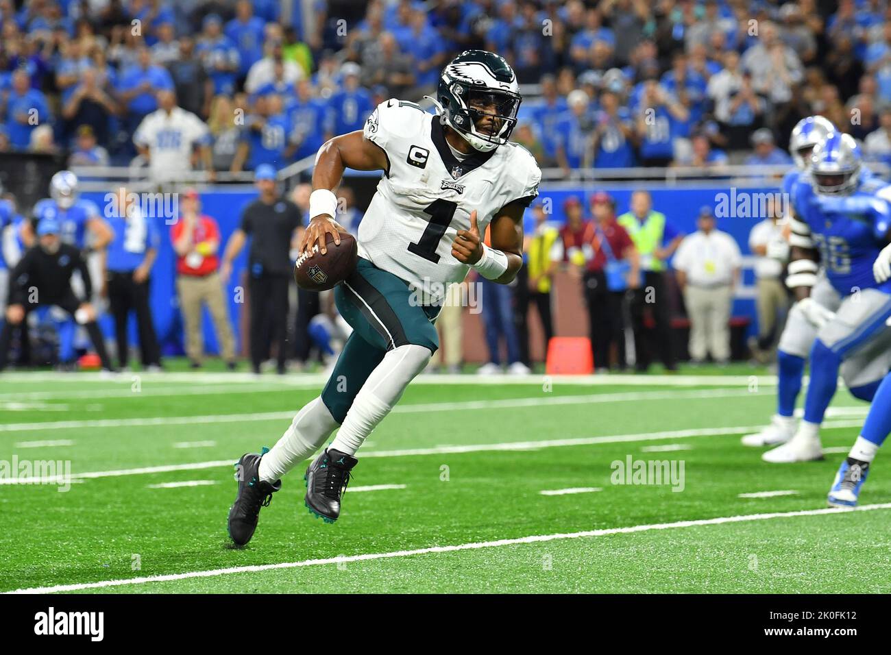DETROIT, MI SEPTEMBER 11 Philadelphia Eagles QB Jalen Hurts (1) gets