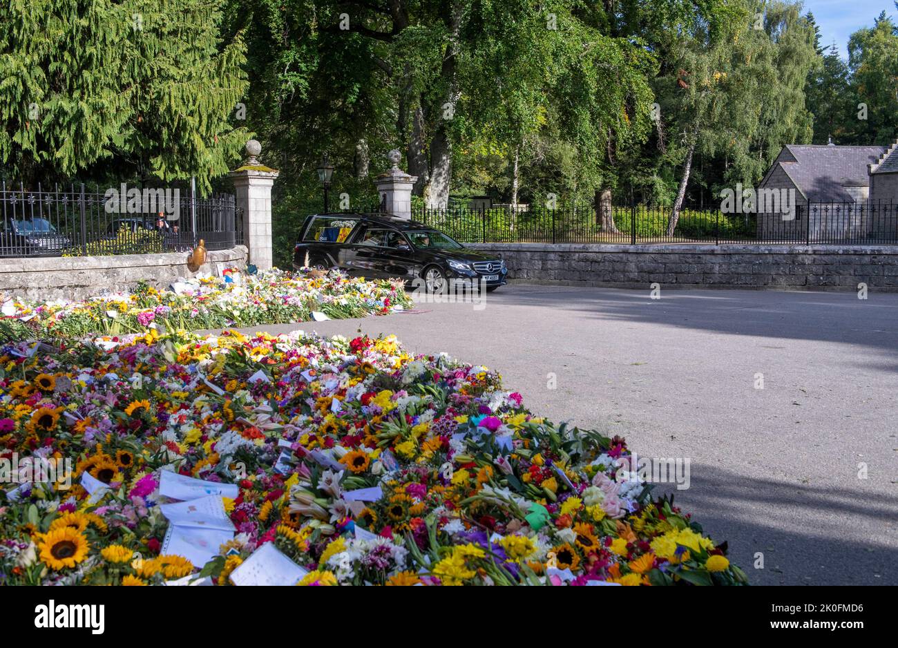 Balmoral, Scotland. UK. 11 September, 2022. The QueenÕs funeral cortege