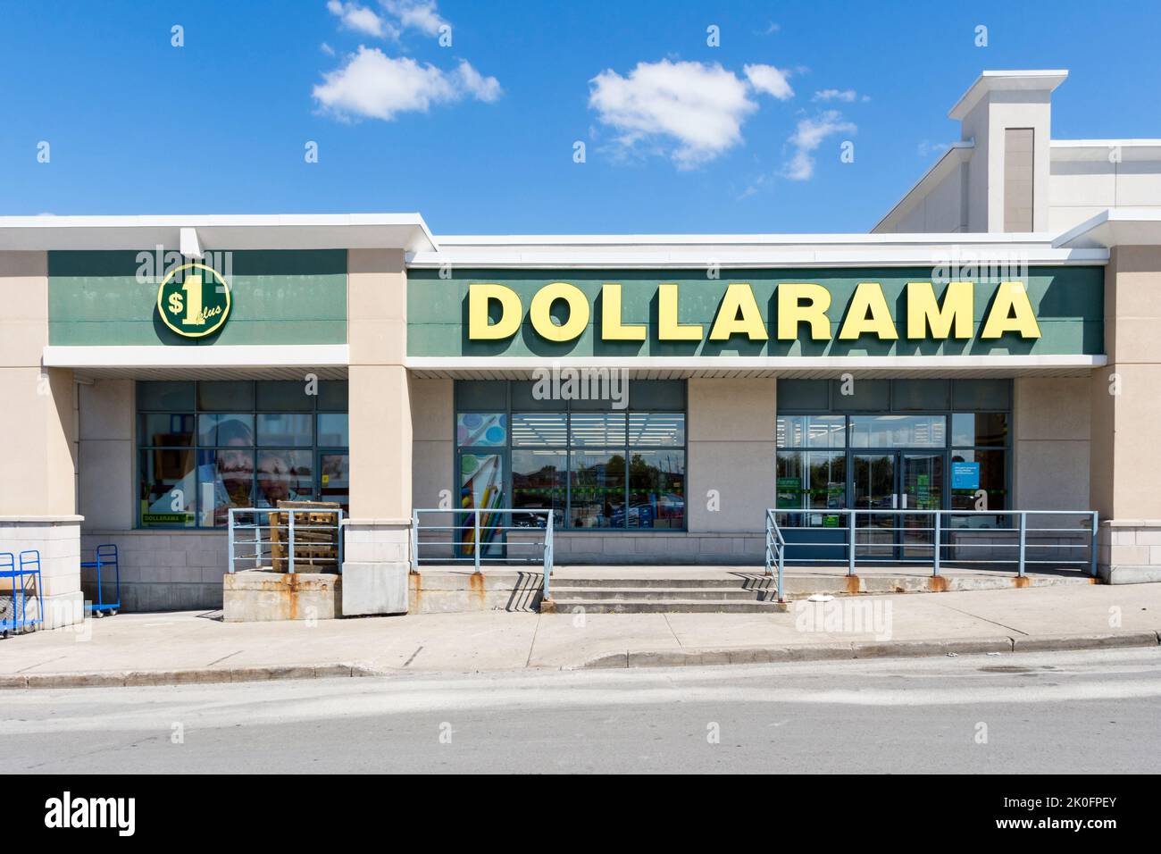 Dollarama dollar store storefront, Richmond Hill, Ontario, Canada Stock