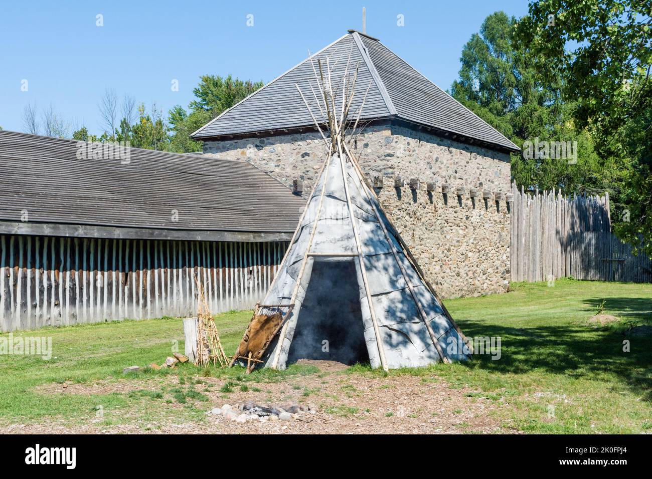 Wendat wigwam in Saint Marie Among the Hurons, Midland, Ontario, Canada Stock Photo