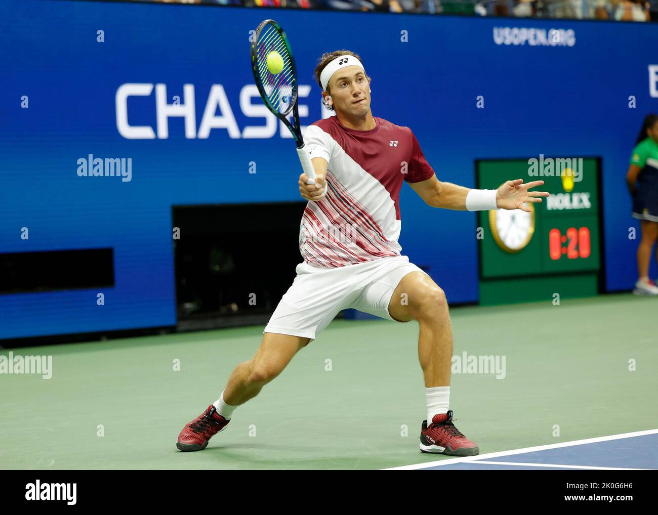 New York, USA, 11th. September 2022. Norwegian tennis player Casper Ruud  in action during the Men’s Final of the  US  Open  Championships, Billie Jean King National Tennis Center on Sunday 11 September 2022. © Juergen Hasenkopf / Alamy Live News Stock Photo