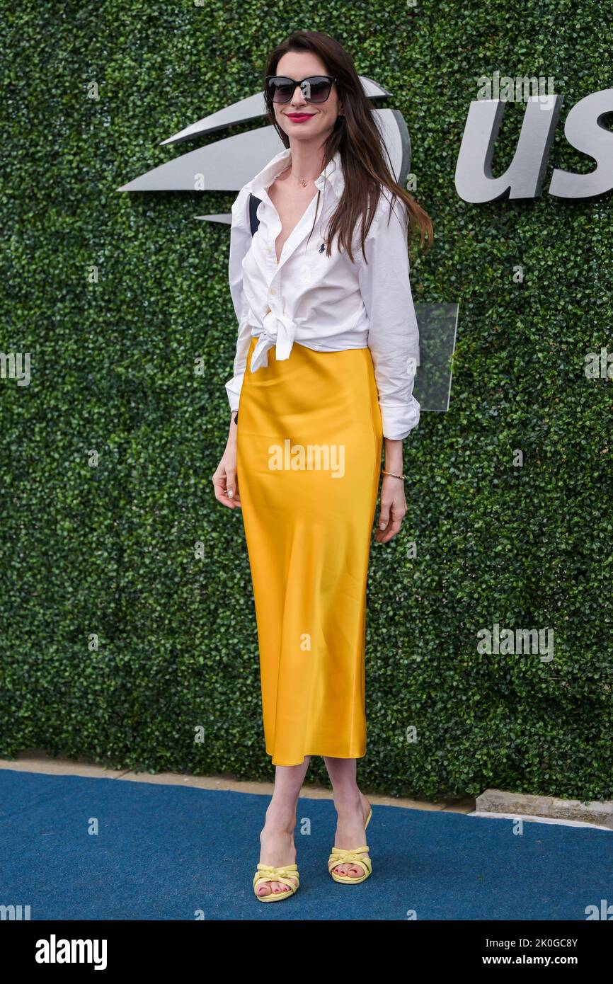 New York, USA. 11th Sep, 2022. Anne Hathaway arrives ahead of the US