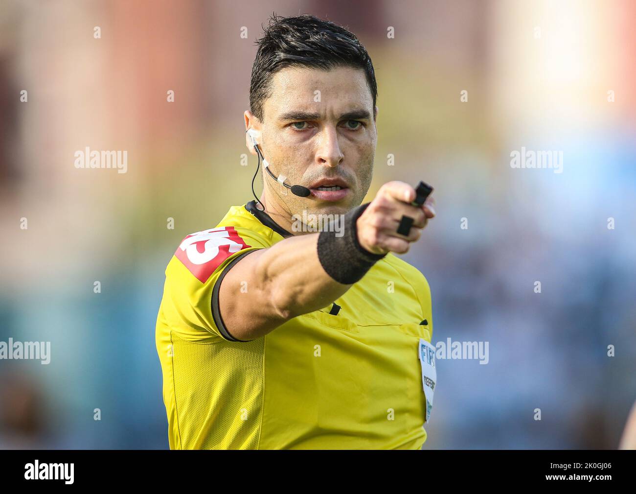 Belem, Brazil. 11th Sep, 2022. PA - Belem - 09/11/2022 - BRAZILIAN C 2022, PAYSANDU X FIGUEIRENSE - Referee Rodolpho Toski during a match between Paysandu and Figueirense at the Curuzu stadium for the Brazilian championship C 2022. Photo: Fernando Torres/AGIF/Sipa USA Credit: Sipa USA/Alamy Live News Stock Photo