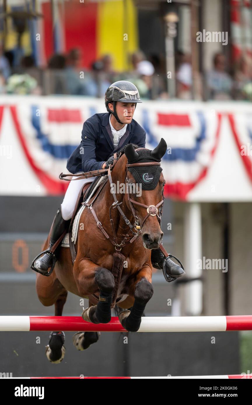 Calgary, Alberta, Canada, 11 September 2022. Gilles Thomas (BEL) riding Aretino 13 to third place, CSIO Spruce Meadows Masters, - CP Grand Prix: Credit Peter Llewellyn/Alamy Live News Stock Photo