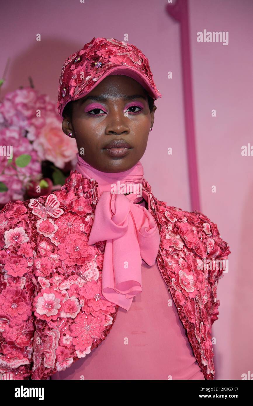 New York, USA. 10th Sep, 2022. The Alice and Olivia Spring 2023