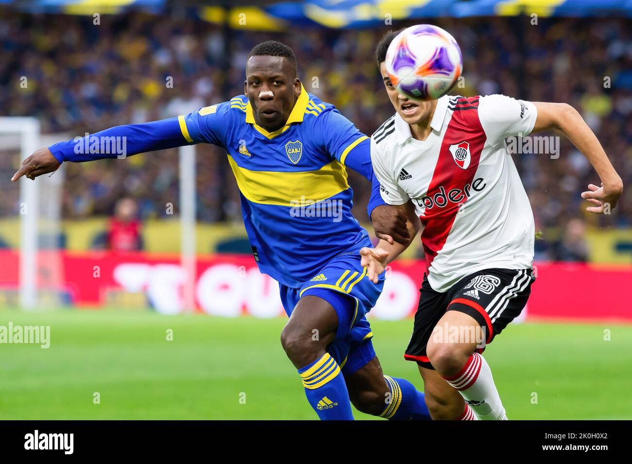 Buenos Aires, Argentina. 11th Sep, 2022. Pablo Solari (R) of River Plate and Luis Advincula (L) of Boca Juniors seen in action during a match between Boca Juniors and River Plate as part of Liga Profesional 2022 at Estadio Alberto J. Armando.(Final score; Boca Juniors 1:0 River Plate) (Photo by Manuel Cortina/SOPA Images/Sipa USA) Credit: Sipa USA/Alamy Live News Stock Photo