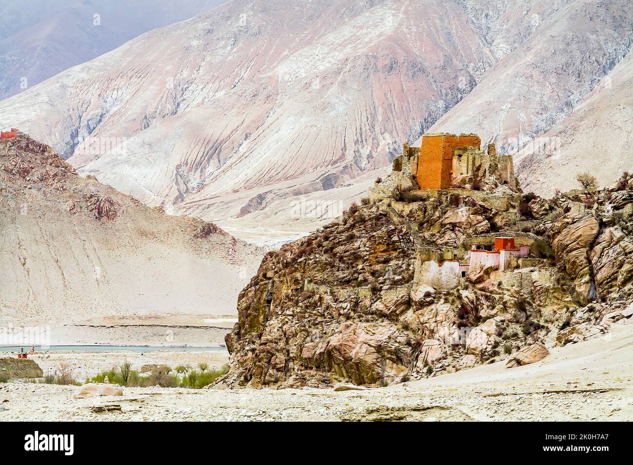 Ruins of Takten Damcho Puntsok Ling Monastery, Tibet, China. Stock Photo