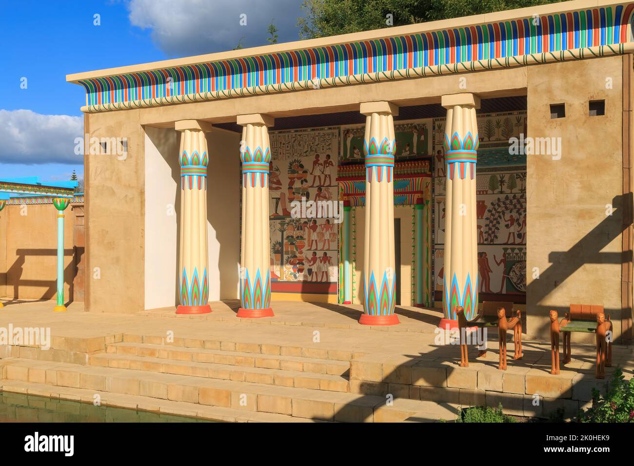 The temple in the Ancient Egyptian garden in Hamilton Gardens, a park  and tourist attraction in Hamilton, New Zealand Stock Photo