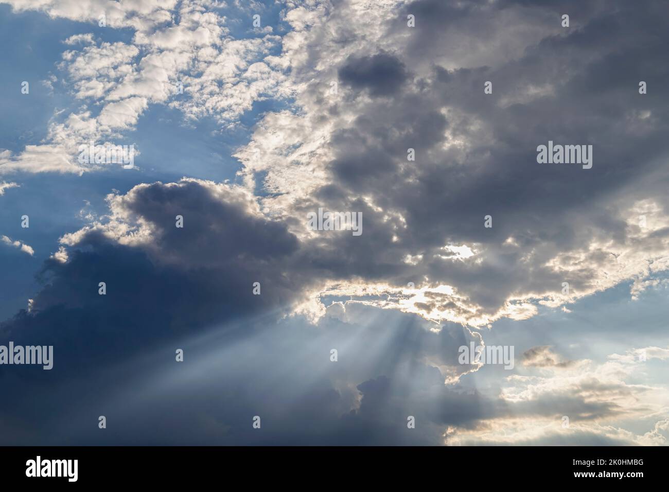 Ray Coming Back Sun rays coming out hi-res stock photography and images - Alamy