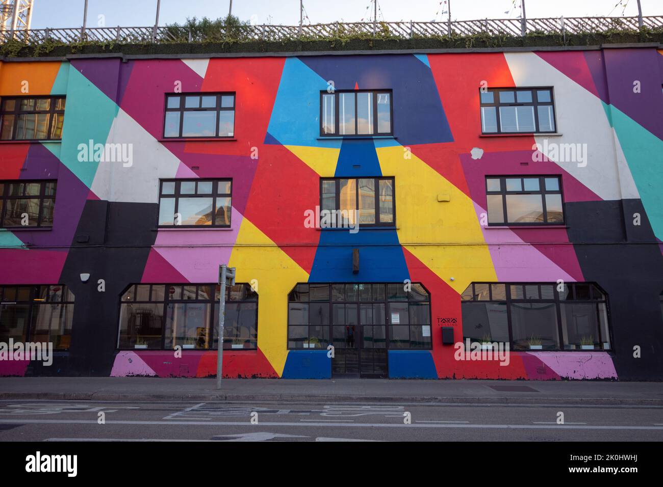 Small and beautiful building hi-res stock photography and images - Alamy