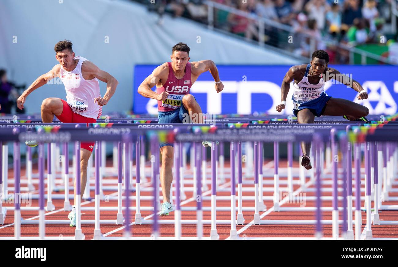 Damian Czykier, Devon Allen and Just KwaouMathey competing in the men