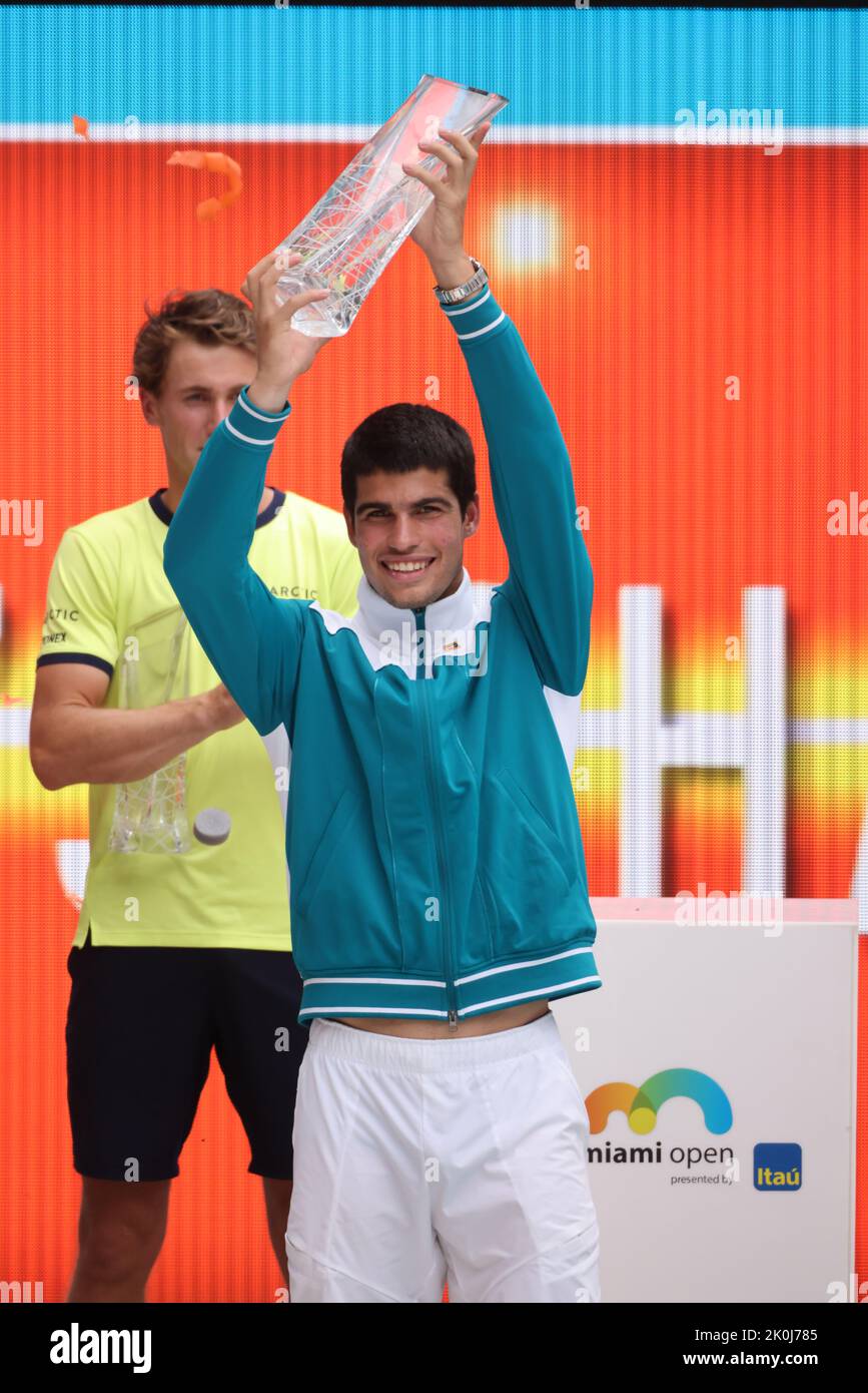 2022 miami open mens final trophy hires stock photography and images