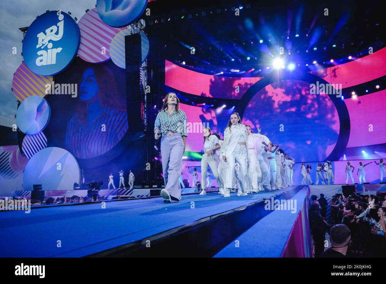 Jkhg Ladina singer hi-res stock photography and images - Alamy