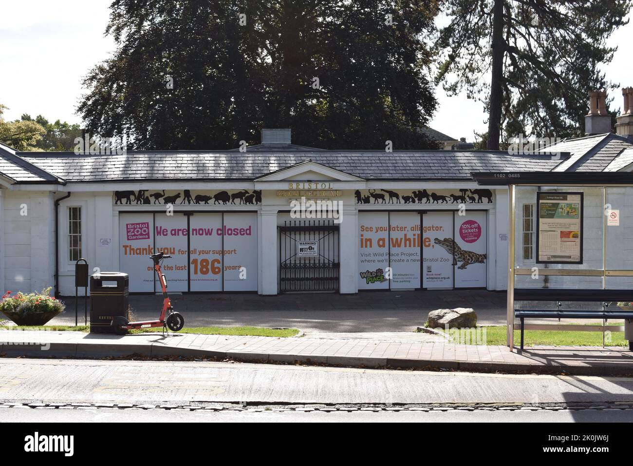 bristol zoo closed