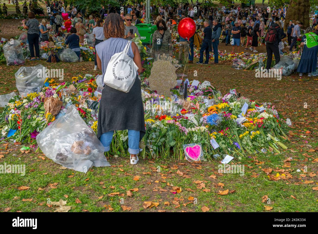 London, UK. 12 September 2022. Royal Parks around Buckingham Palace are