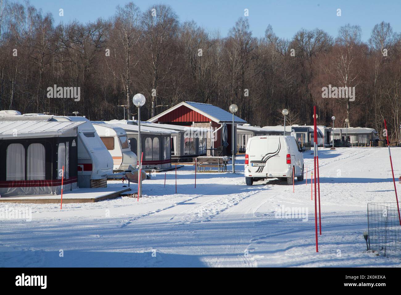 YEAR-ROUND CAMPING in caravan on a snowy winter´s day Stock Photo