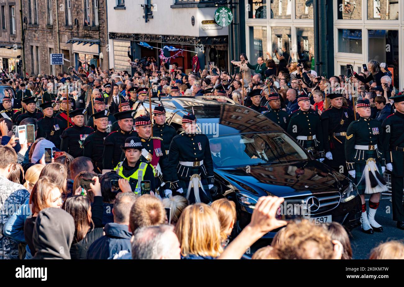 Edinburgh, Scotland, UK. 12th September 2022. King Charles III walks behind hearse carrying body of his mother Queen Elizabeth II along the Royal Mile to St Giles Cathedral in Edinburgh where she will lie to allow the public to pay respects.  Iain Masterton/Alamy Live News Stock Photo