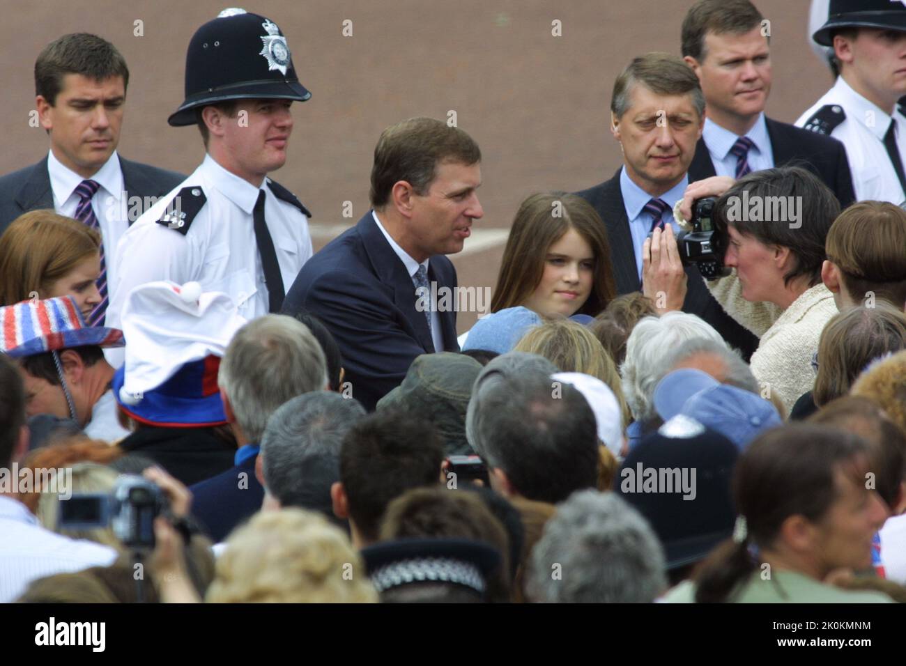 4th June 2002 - Prince Andrew and Princess Eugenie meeting the public at Golden Jubilee of Queen Elizabeth II in The Mall in London Stock Photo