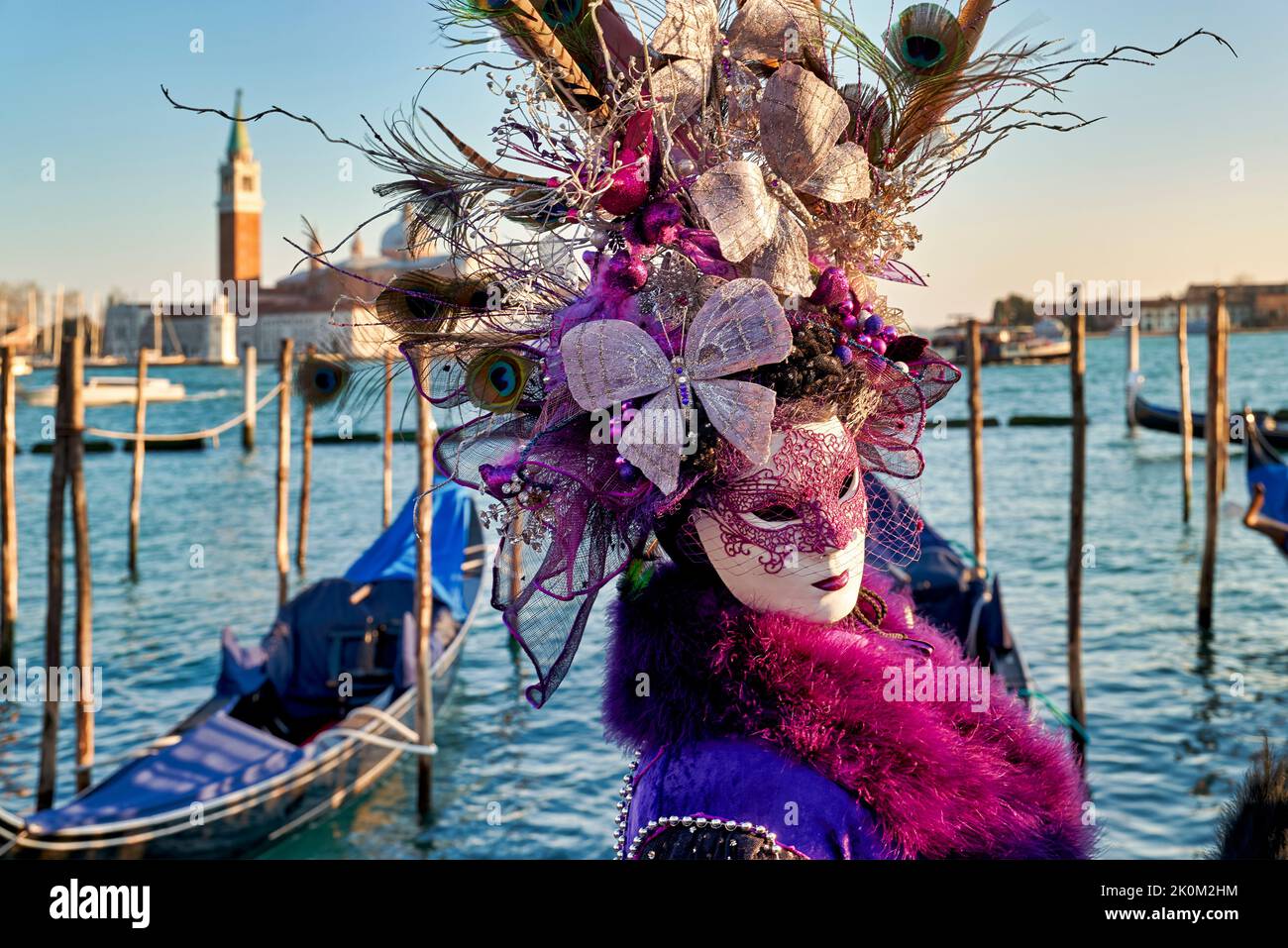 Venice carnival mask hi-res stock photography and images - Alamy