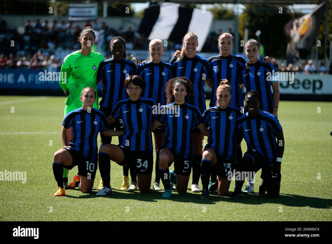 Inter team hi-res stock photography and images - Alamy