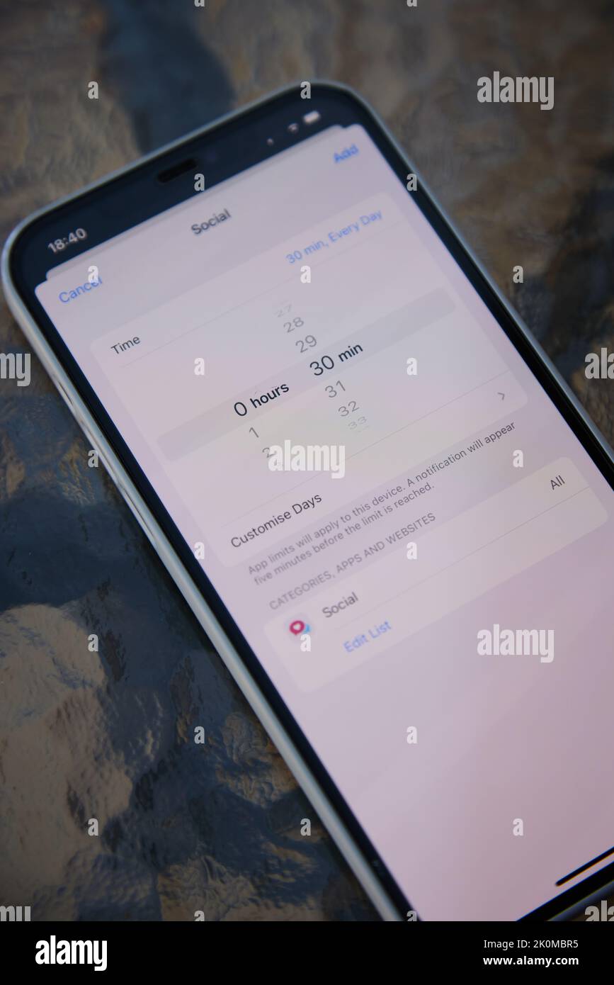 Time limit set hi-res stock photography and images - Alamy