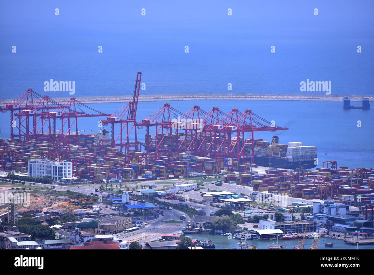 Colombo, Sri Lanka. 12th Sep, 2022. View of the Colombo Harbor from the ...