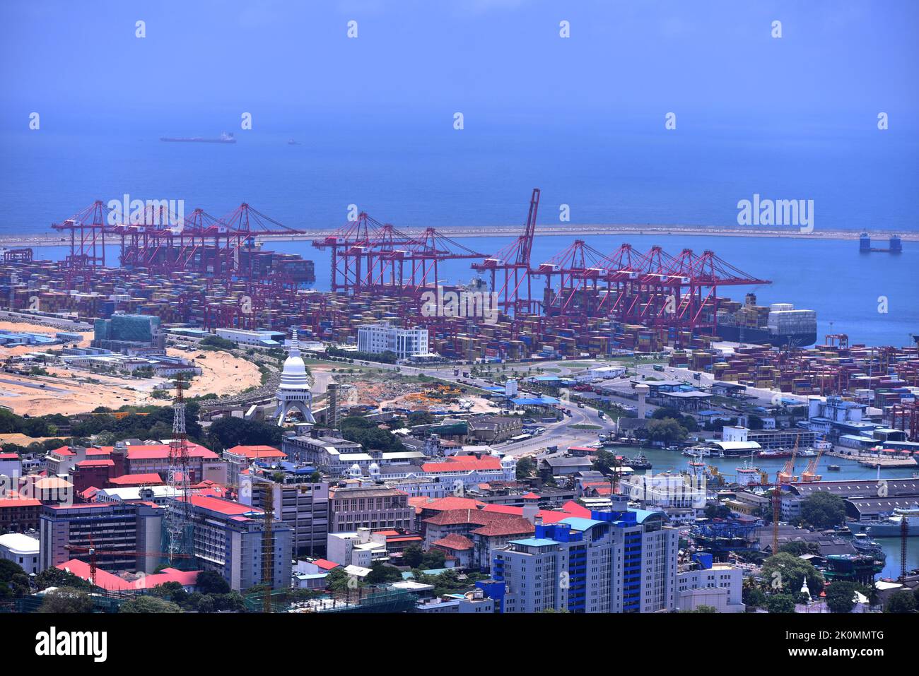 Colombo, Sri Lanka. 12th Sep, 2022. View of the Colombo Harbor from the ...