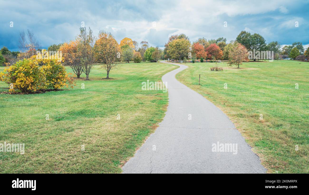 Hiking trail in Arboretum in Lexington, Kentucky in fall Stock Photo